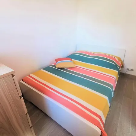 Le Cezelly - 2 Pieces 5 Couchages Port Leucate. Ref: 4cez_6c Mae-6634 *