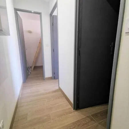 Le Cezelly - 2 Pieces 5 Couchages Port Leucate. Ref: 4cez_6c Mae-6634 *